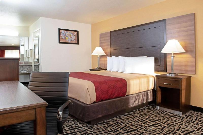 Executive Inn image