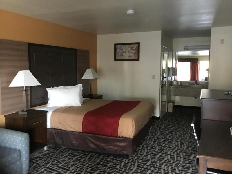 Executive Inn image