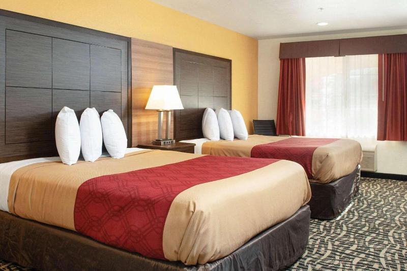 Executive Inn image