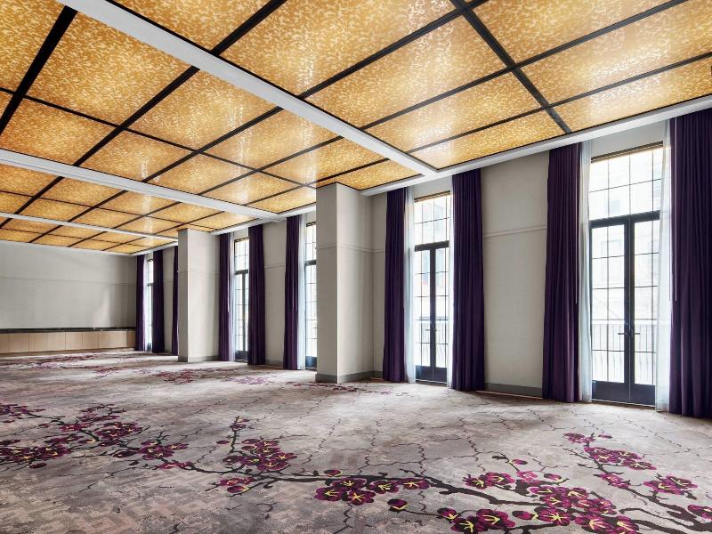 Renaissance New York Chelsea Hotel image