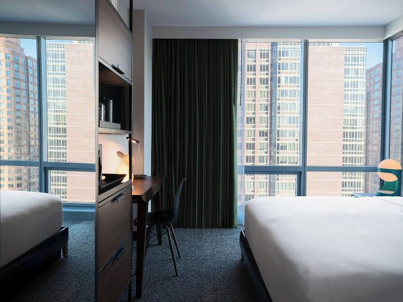 Renaissance New York Chelsea Hotel image
