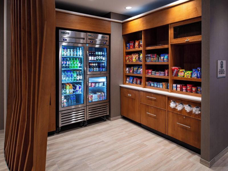 Springhill Suites By Marriott Springfield Southwes
