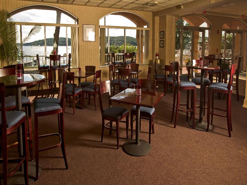 Bella Vista Suites image