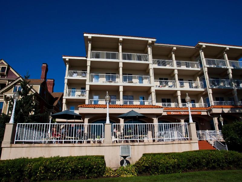 Bella Vista Suites image