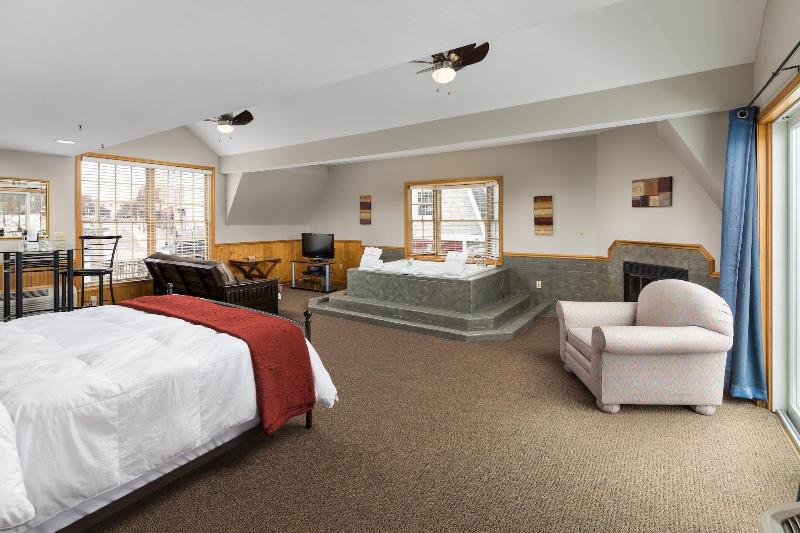 Old Harbor Inn image