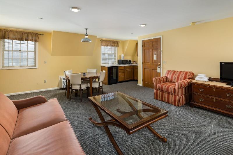 Old Harbor Inn image