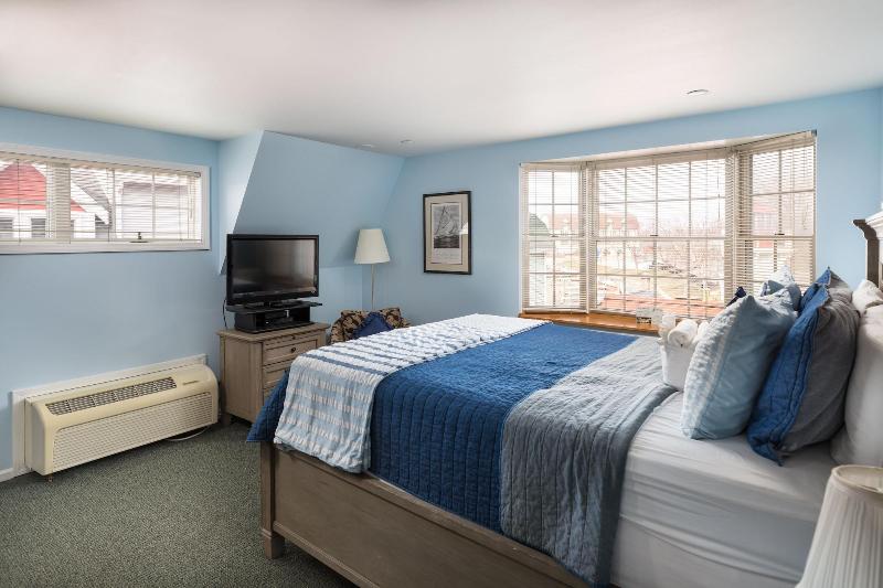 Old Harbor Inn image