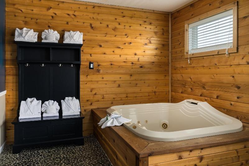 Old Harbor Inn image