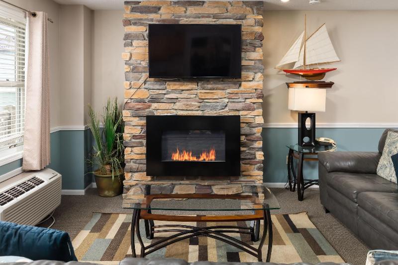 Old Harbor Inn image