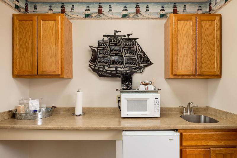 Old Harbor Inn image