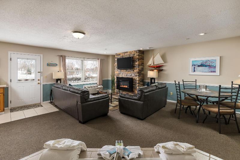 Old Harbor Inn image