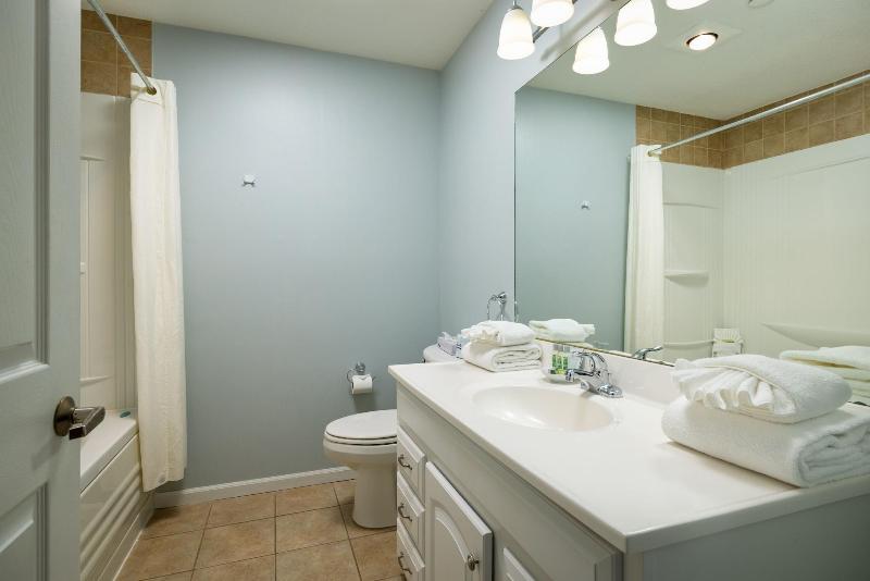 Old Harbor Inn image