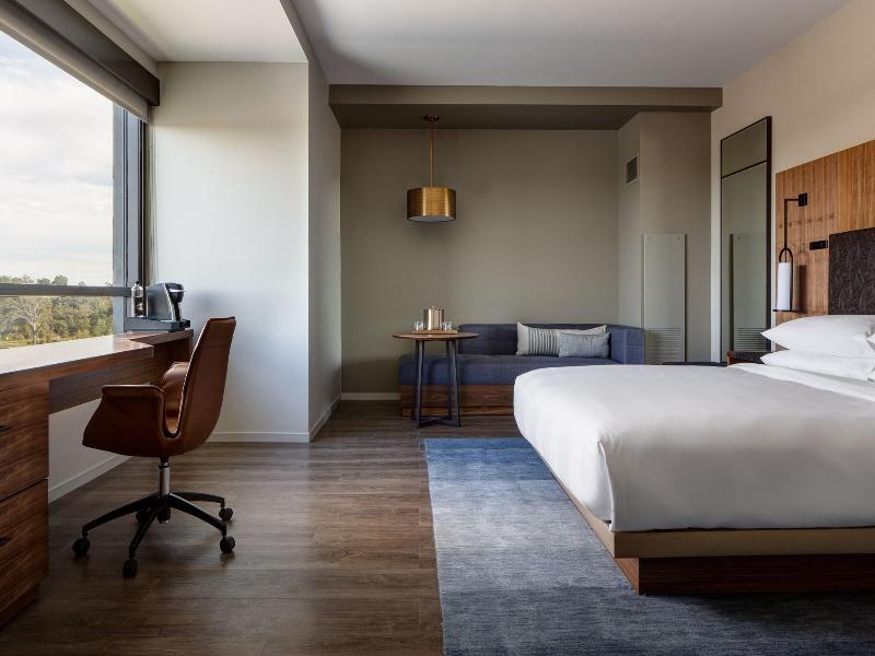 Houston Cityplace Marriott At Springwoods Village image