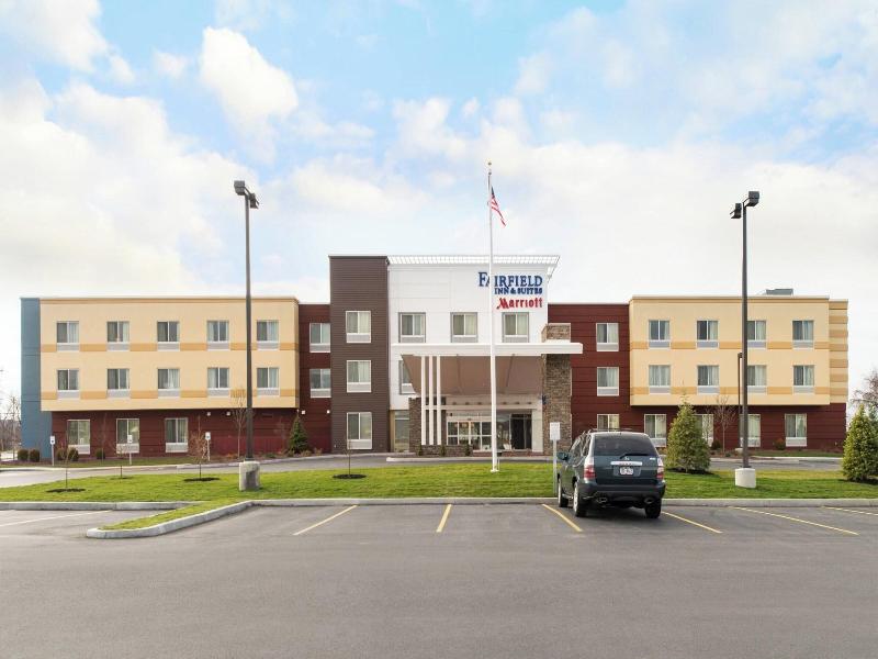 Fairfield Inn & Suites Utica image