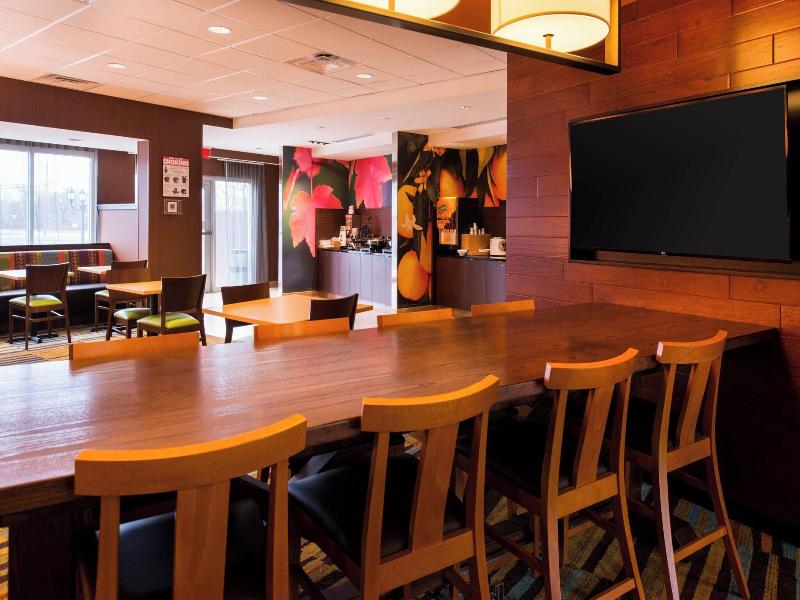 Fairfield Inn & Suites Utica image