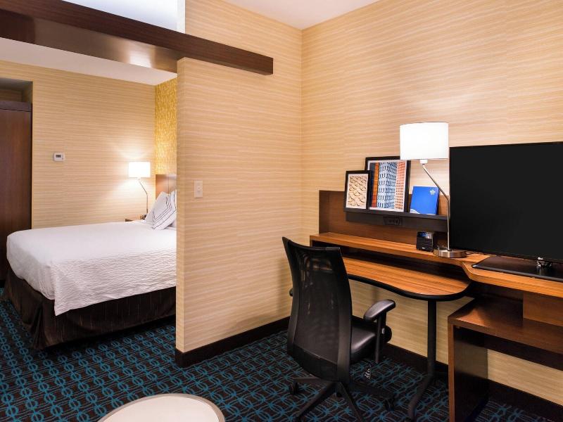 Fairfield Inn & Suites Utica image