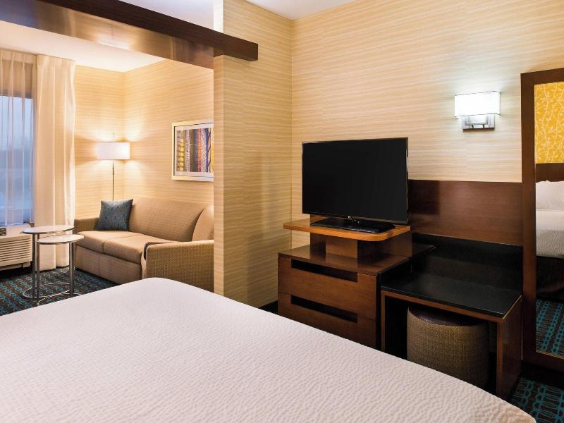 Fairfield Inn & Suites Utica image