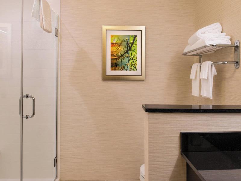 Fairfield Inn & Suites Utica image