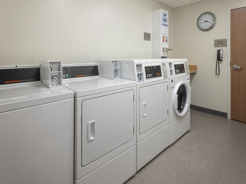 Fairfield Inn & Suites by Marriott South Kingstown image