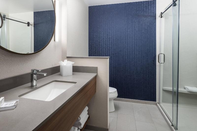 Fairfield Inn & Suites by Marriott South Kingstown image