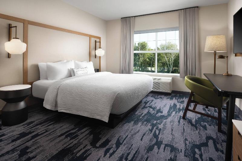 Fairfield Inn & Suites by Marriott South Kingstown image