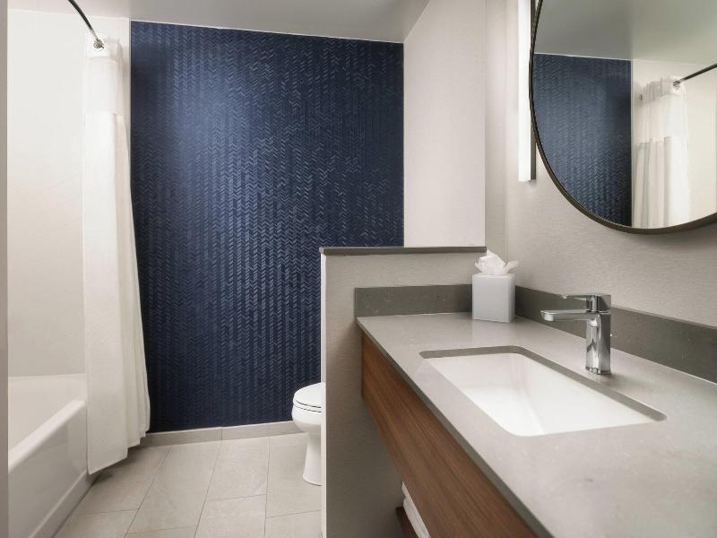 Fairfield Inn & Suites by Marriott South Kingstown image
