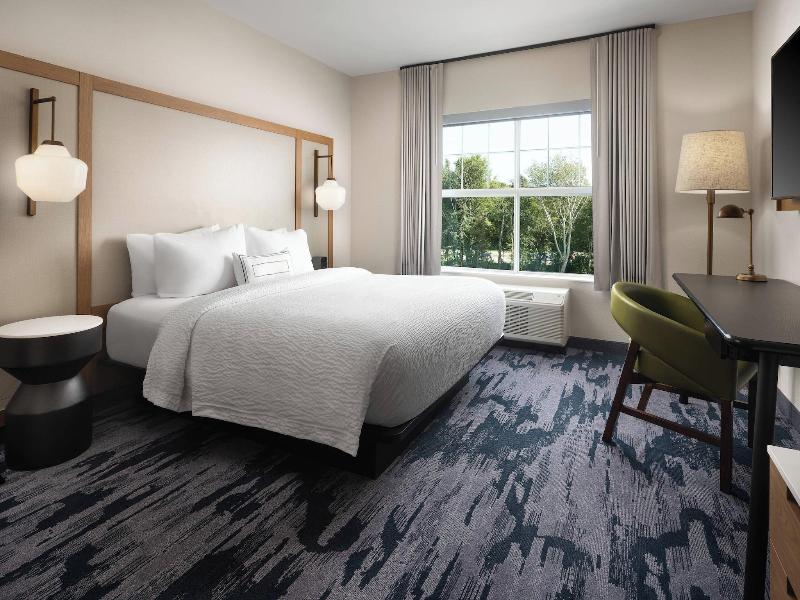 Fairfield Inn & Suites by Marriott South Kingstown image