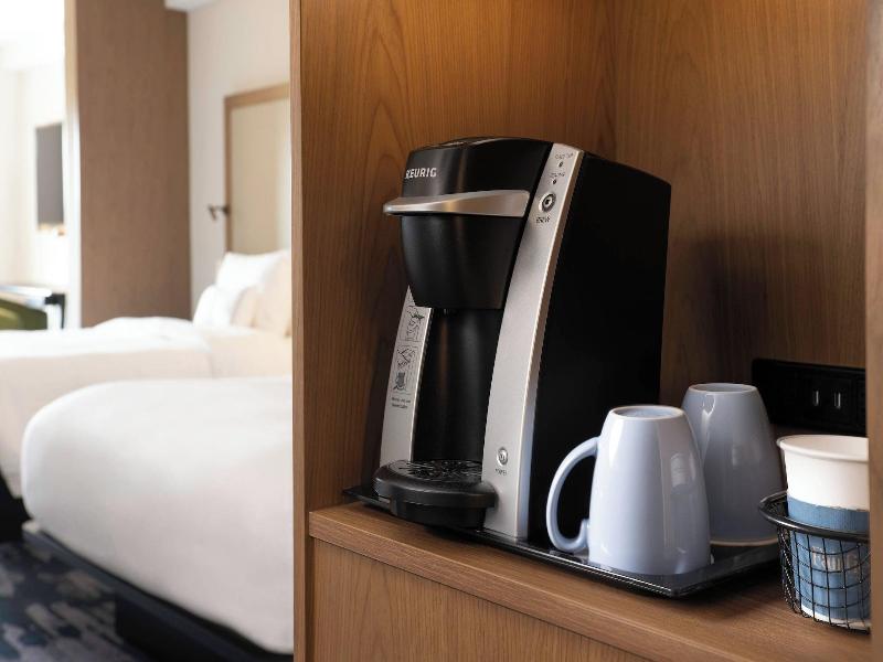 Fairfield Inn & Suites by Marriott South Kingstown image