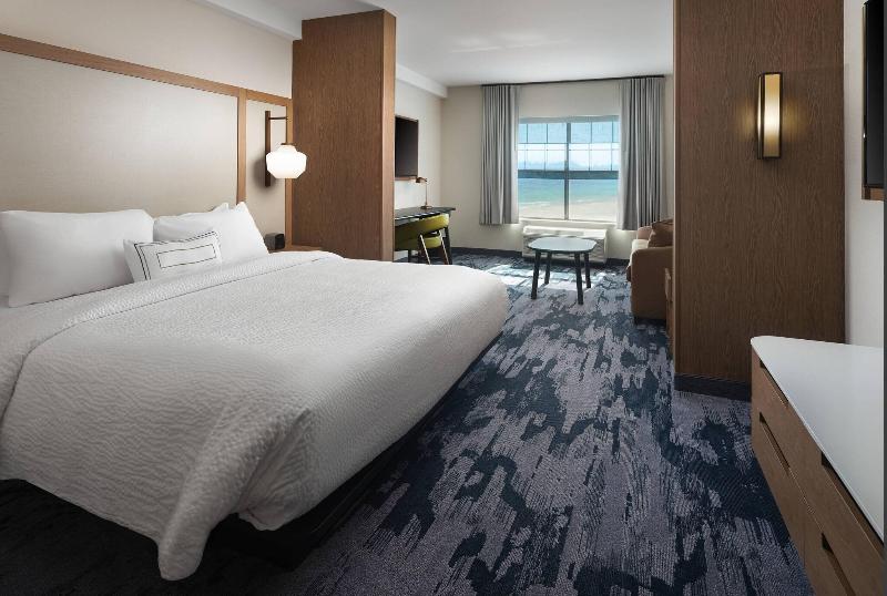 Fairfield Inn & Suites by Marriott South Kingstown image