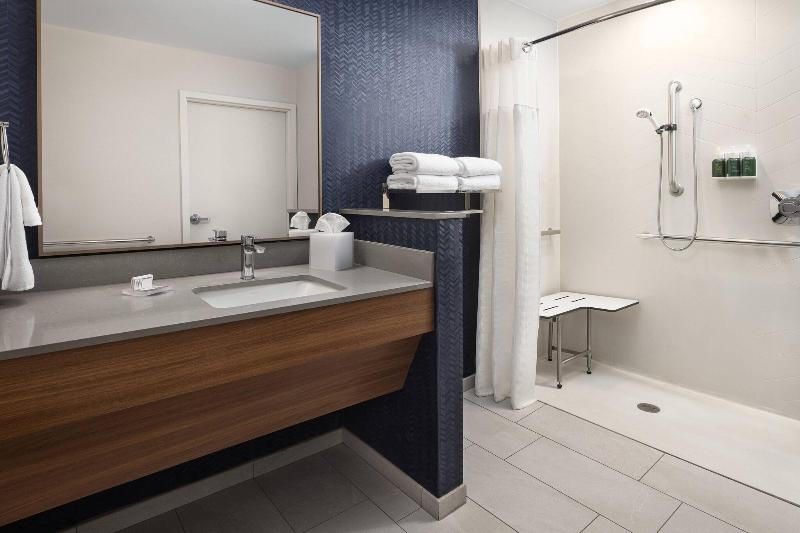Fairfield Inn & Suites by Marriott South Kingstown image