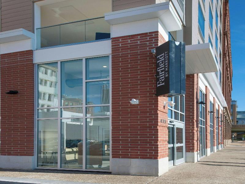 Fairfield Inn & Suites by Marriott Pittsburgh Down image