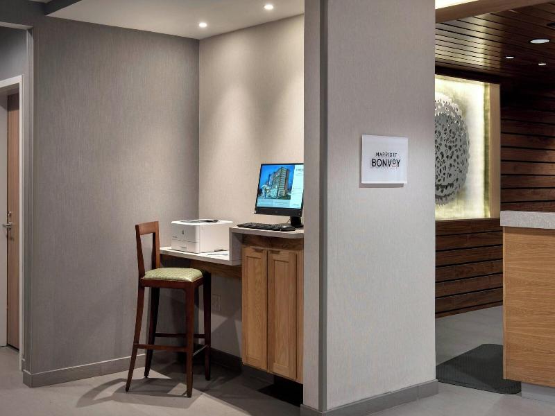 Fairfield Inn & Suites by Marriott Williamstown image