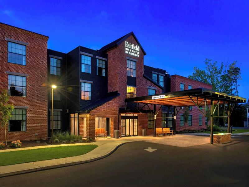 Fairfield Inn & Suites by Marriott Williamstown image