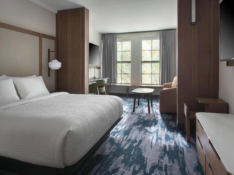 Fairfield Inn & Suites by Marriott Williamstown image