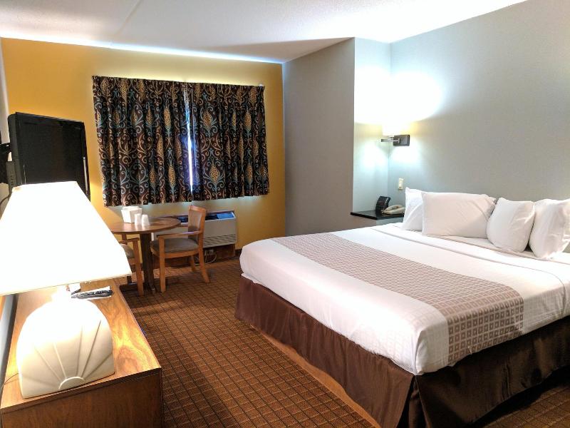 South Shore Inn image