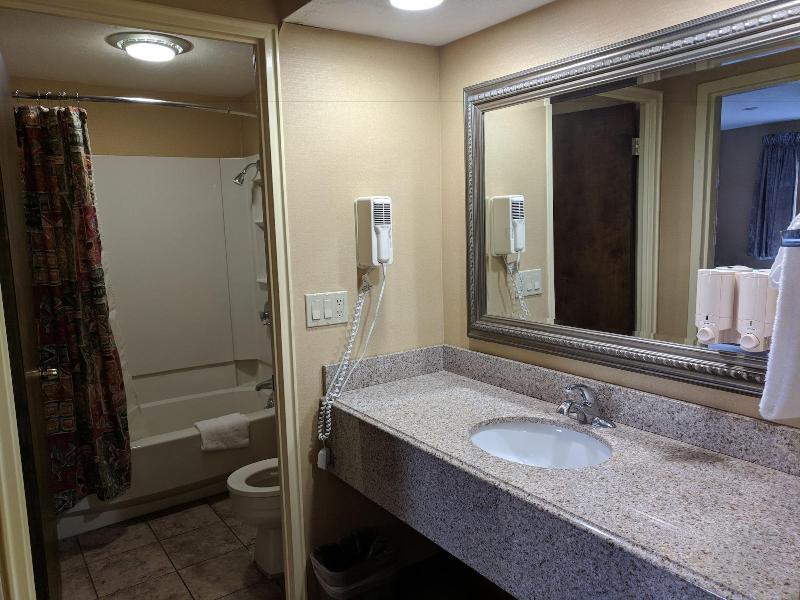 South Shore Inn image