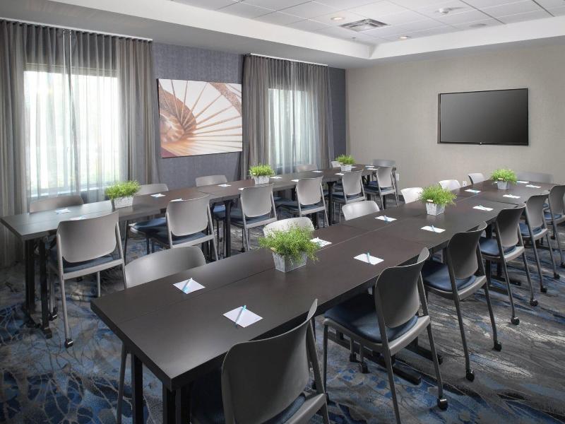 Fairfield Inn & Suites Athens Marriott — photo 39