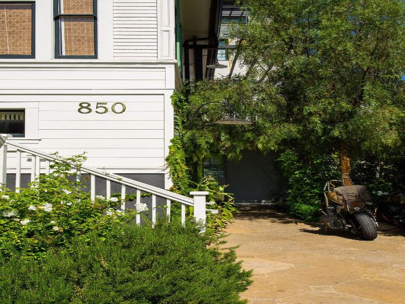 Hotel 850 Svb West Hollywood At Beverly Hills image