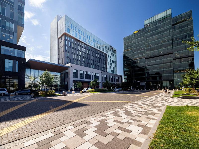 Courtyard By Marriott Montreal Brossard image