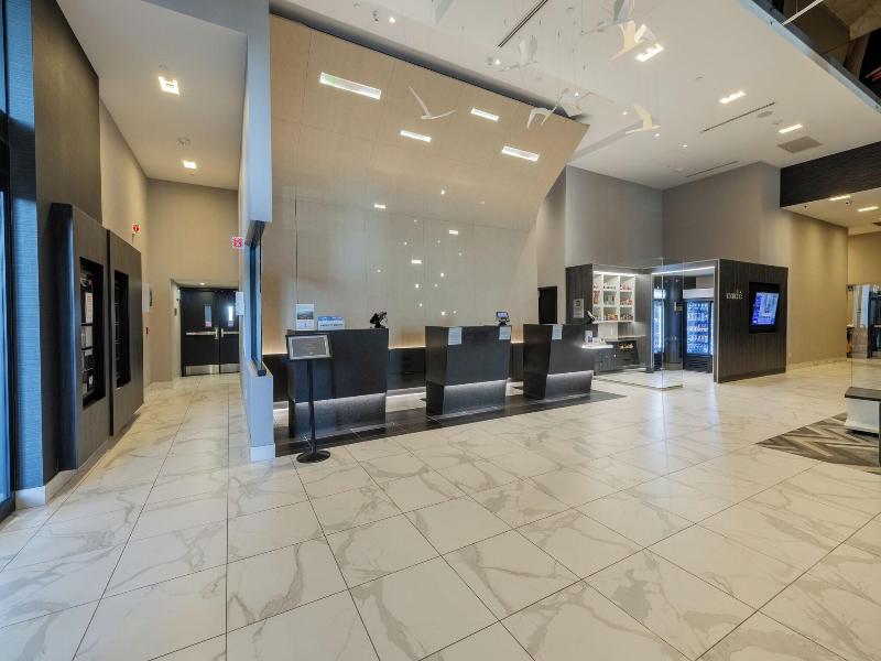 Courtyard By Marriott Montreal Brossard image