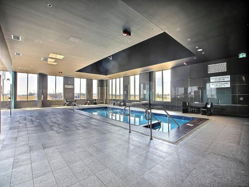 Courtyard By Marriott Montreal Brossard image