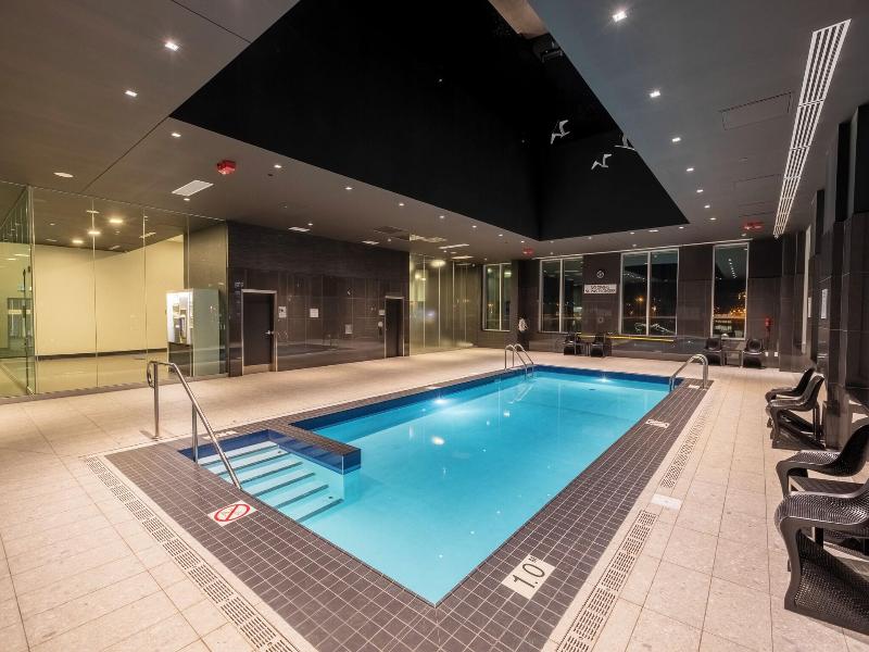 Courtyard By Marriott Montreal Brossard image