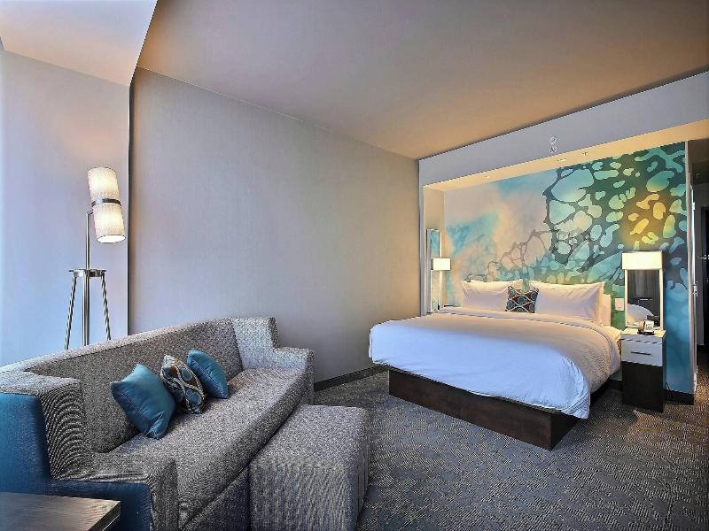 Courtyard By Marriott Montreal Brossard image