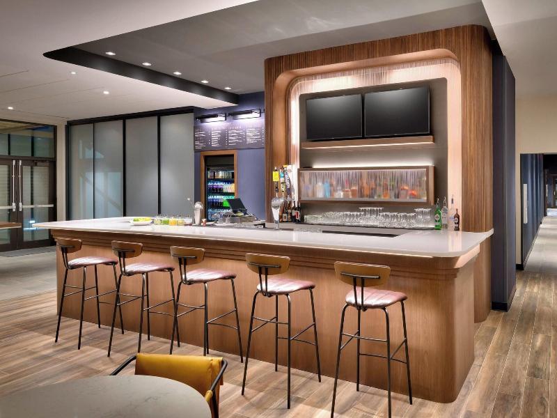 Courtyard By Marriott Ames image