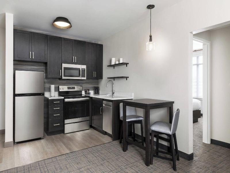 Residence Inn Long Island Garden City image