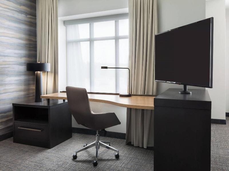 Residence Inn Long Island Garden City image