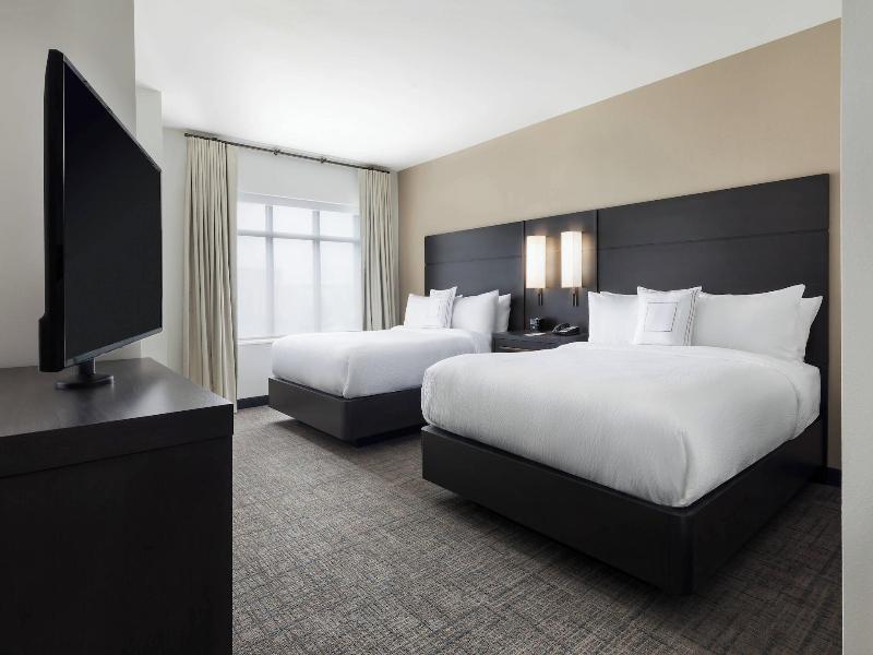 Residence Inn Long Island Garden City image