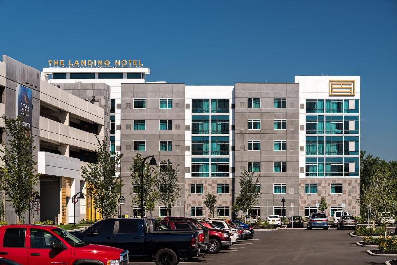 The Landing Hotel at Rivers Casino & Resort image