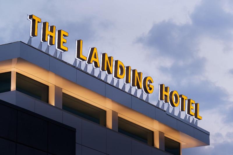 The Landing Hotel at Rivers Casino & Resort image