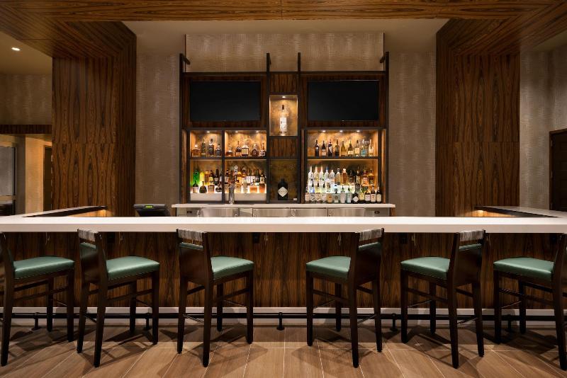 The Landing Hotel at Rivers Casino & Resort image